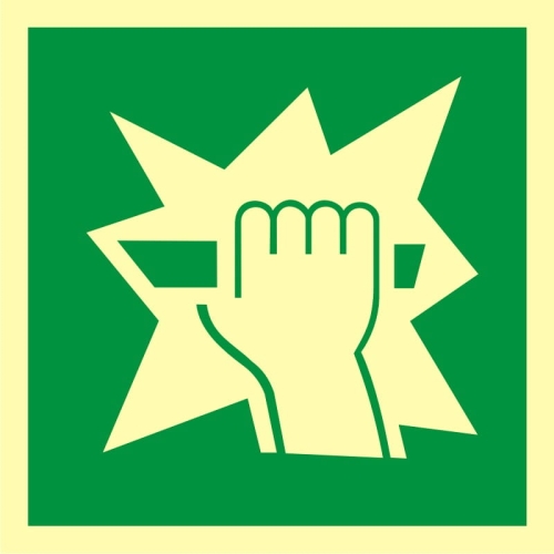 AA015